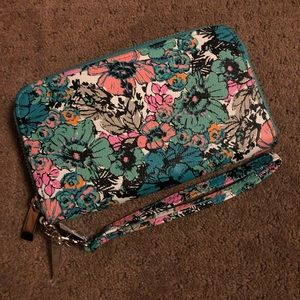 Floral print wallet/wristlet